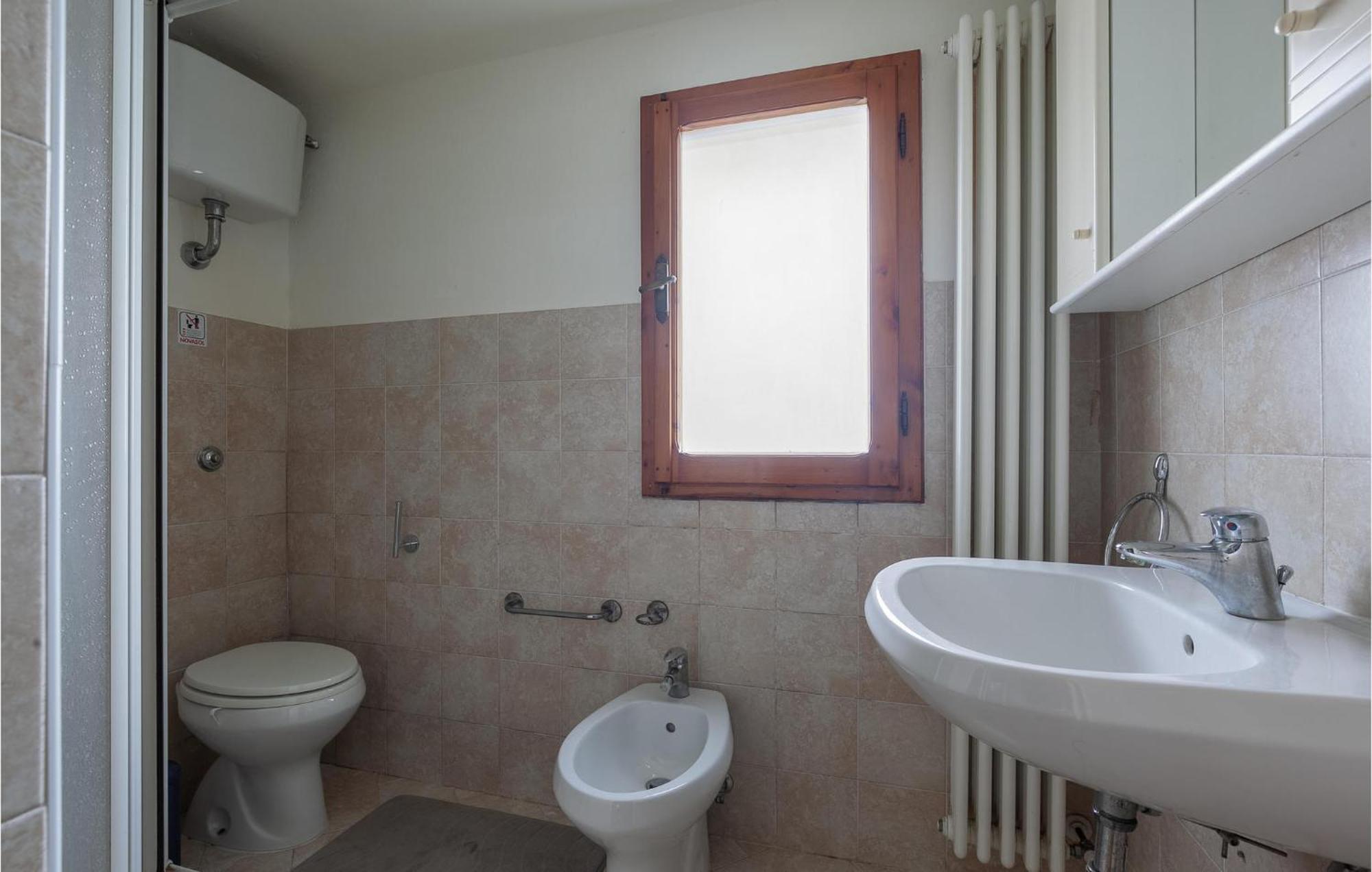 Awesome Home In Montefoscoli With Wifi מראה חיצוני תמונה