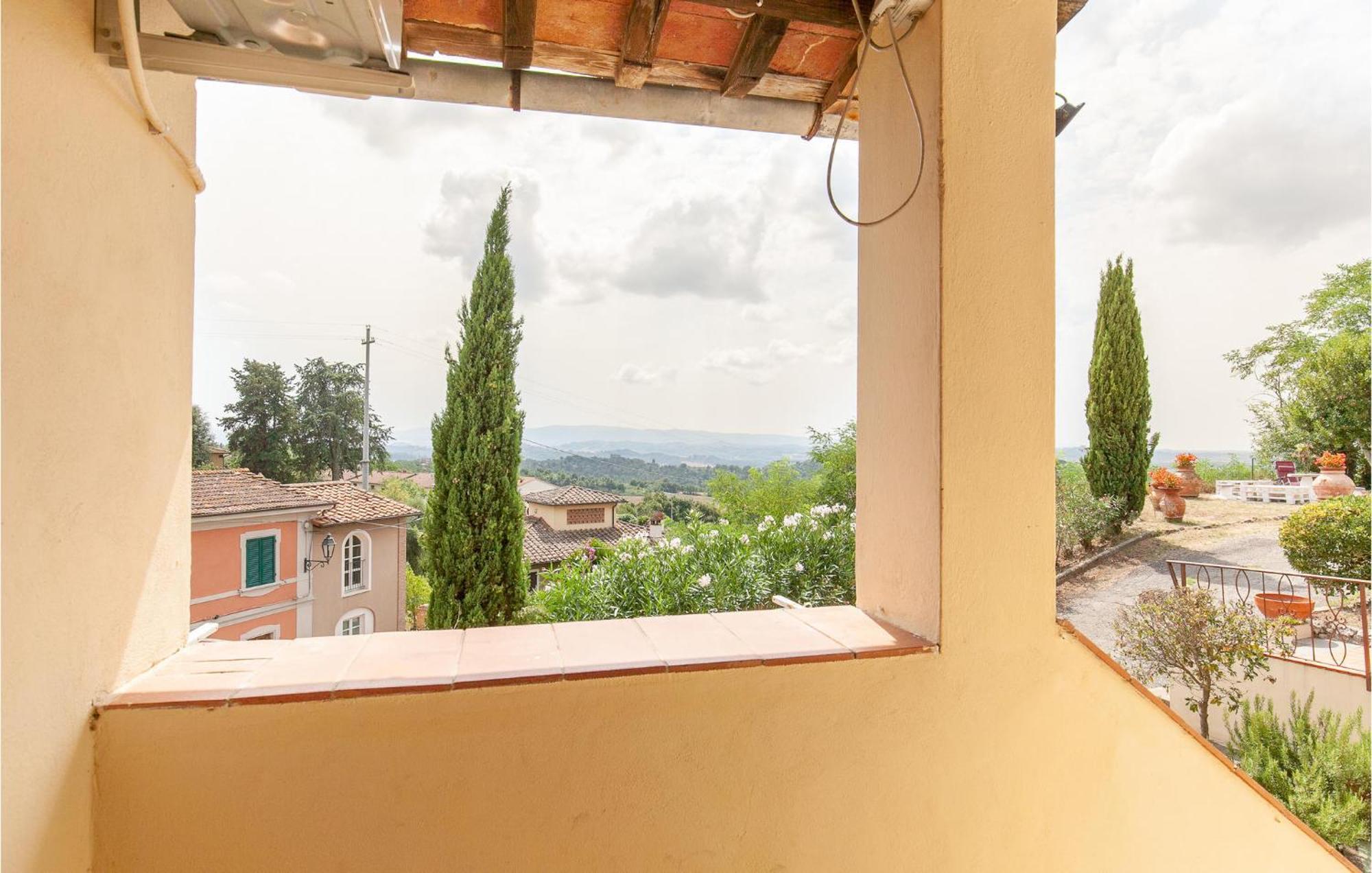 Awesome Home In Montefoscoli With Wifi מראה חיצוני תמונה